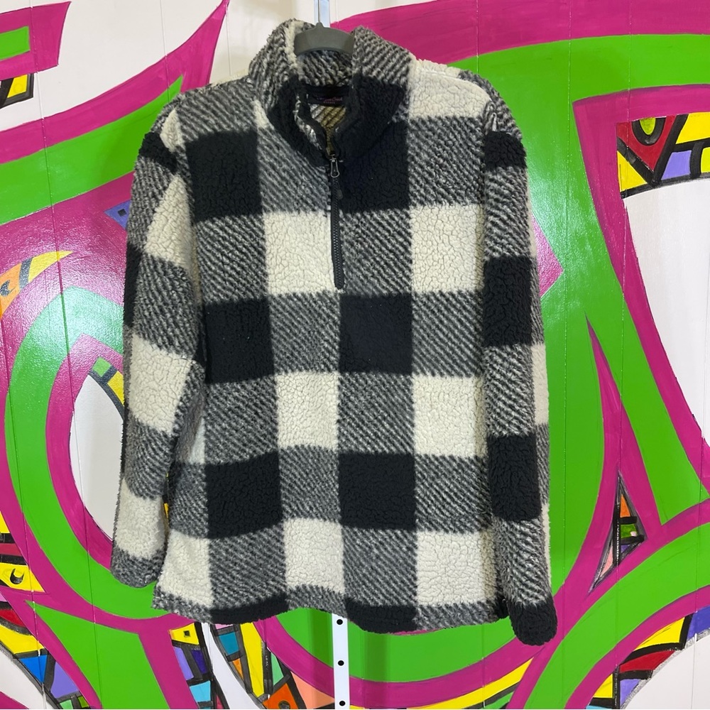 Canyon Creek, Buffalo Print Sherpa Pull Over. Size XL. Excellent condition!